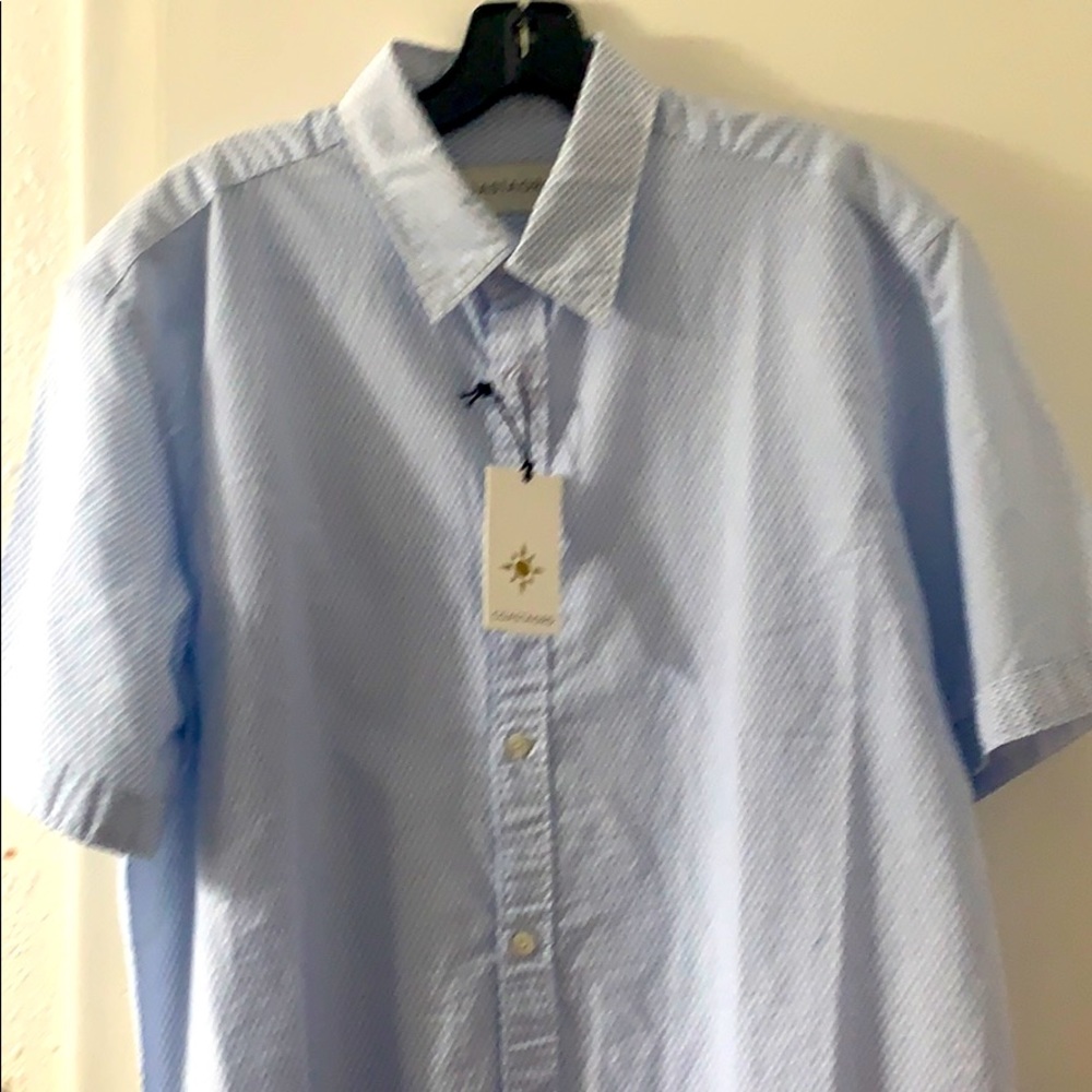 Coastaoro Men’s shirt size Medium